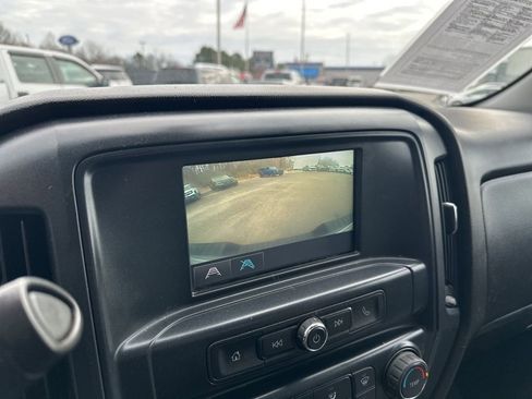 Used 2018 Chevrolet Silverado 1500 W/T w/ Trailering Package image 19