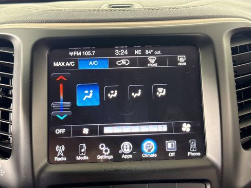 Used 2014 Jeep Cherokee Latitude image 15