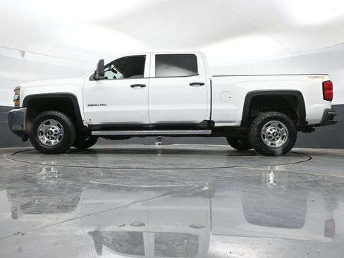 Used 2015 Chevrolet Silverado 2500 W/T AWD/4WD image 33