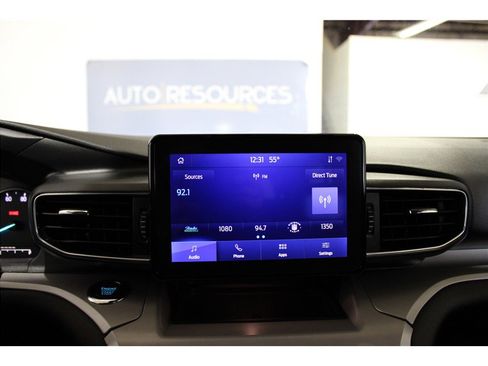 Used 2023 Ford Explorer XLT w/ Equipment Group 202A image 35