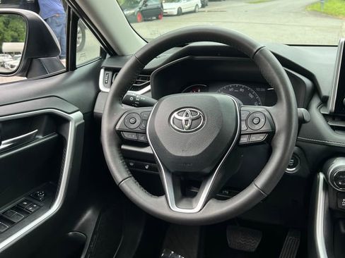 Used 2024 Toyota RAV4 XLE w/ Weather Package AWD/4WD image 18