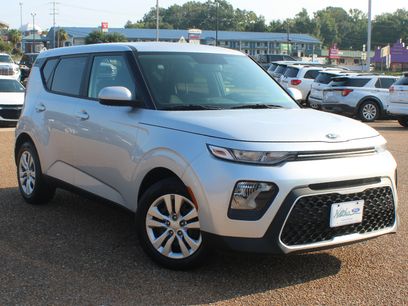Used 2021 Kia Soul LX
