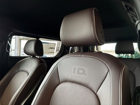 New 2025 Volkswagen ID. Buzz Pro S image 13