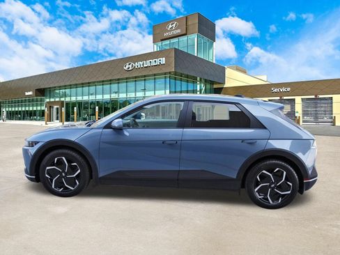 Certified 2023 Hyundai Ioniq 5 SEL AWD/4WD image 9