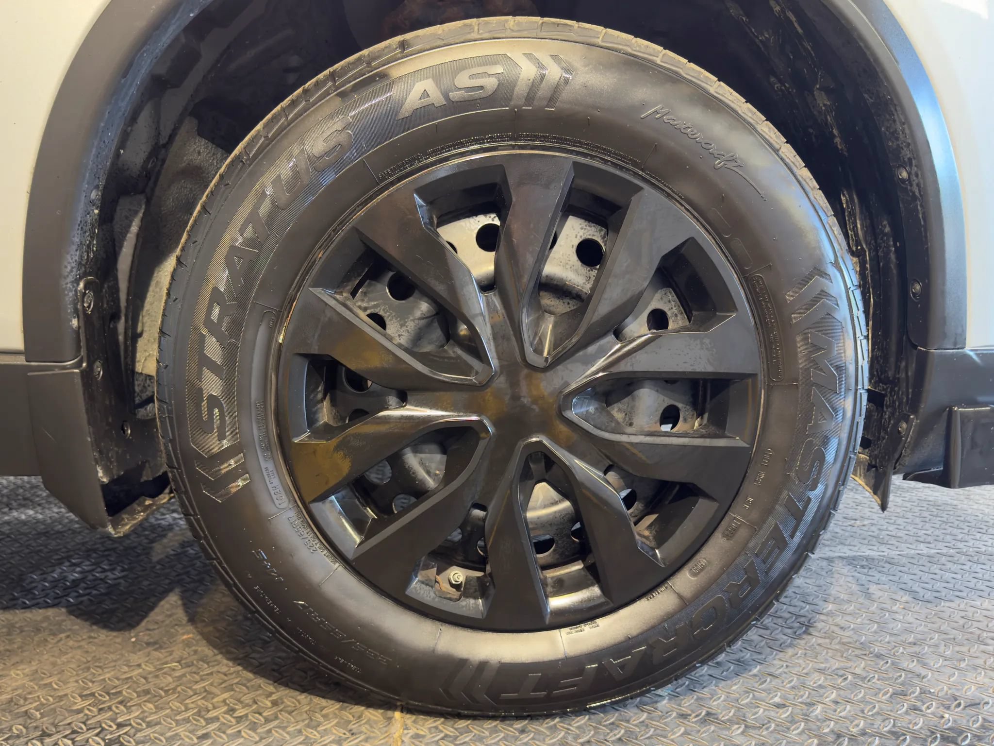 Used 2015 Nissan Rogue S AWD/4WD image 23