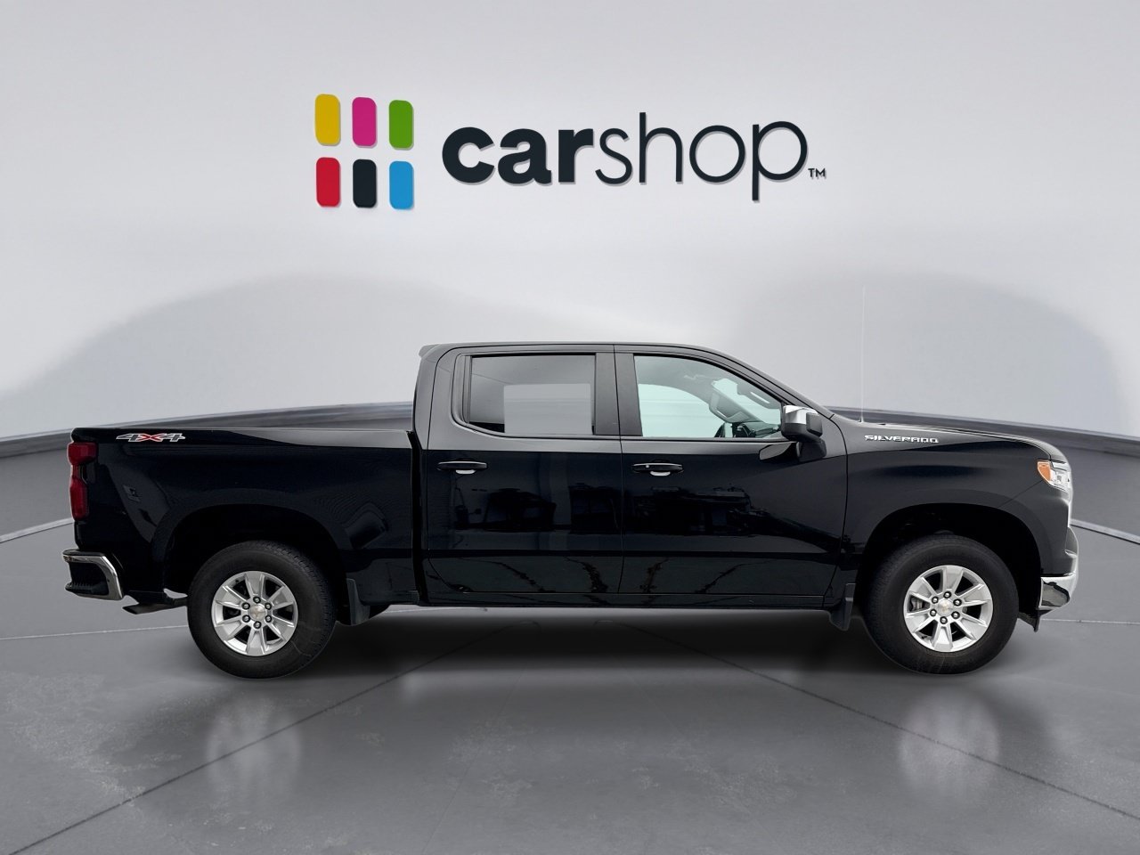 Used 2025 Chevrolet Silverado 1500 LT AWD/4WD image 6