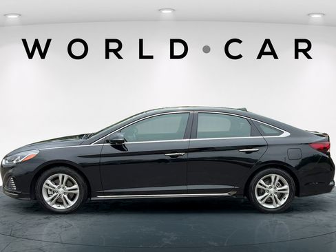 Used 2019 Hyundai Sonata Sport w/ Tech Package 03 FWD image 6