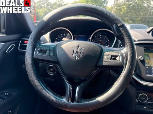 Used 2015 Maserati Ghibli RWD image 15