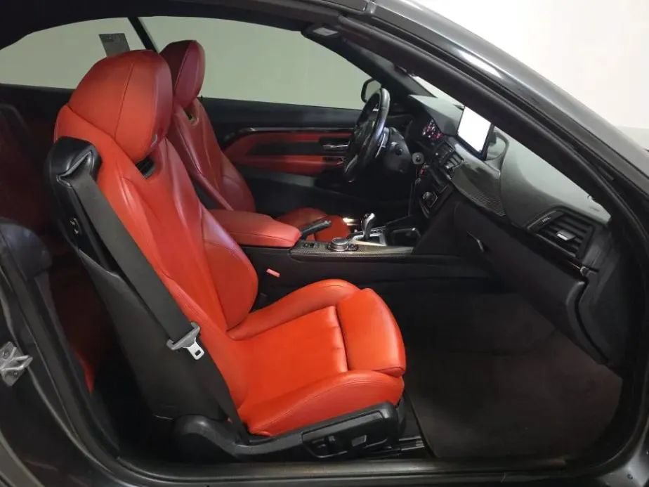 Used 2015 BMW M4 Convertible RWD image 8