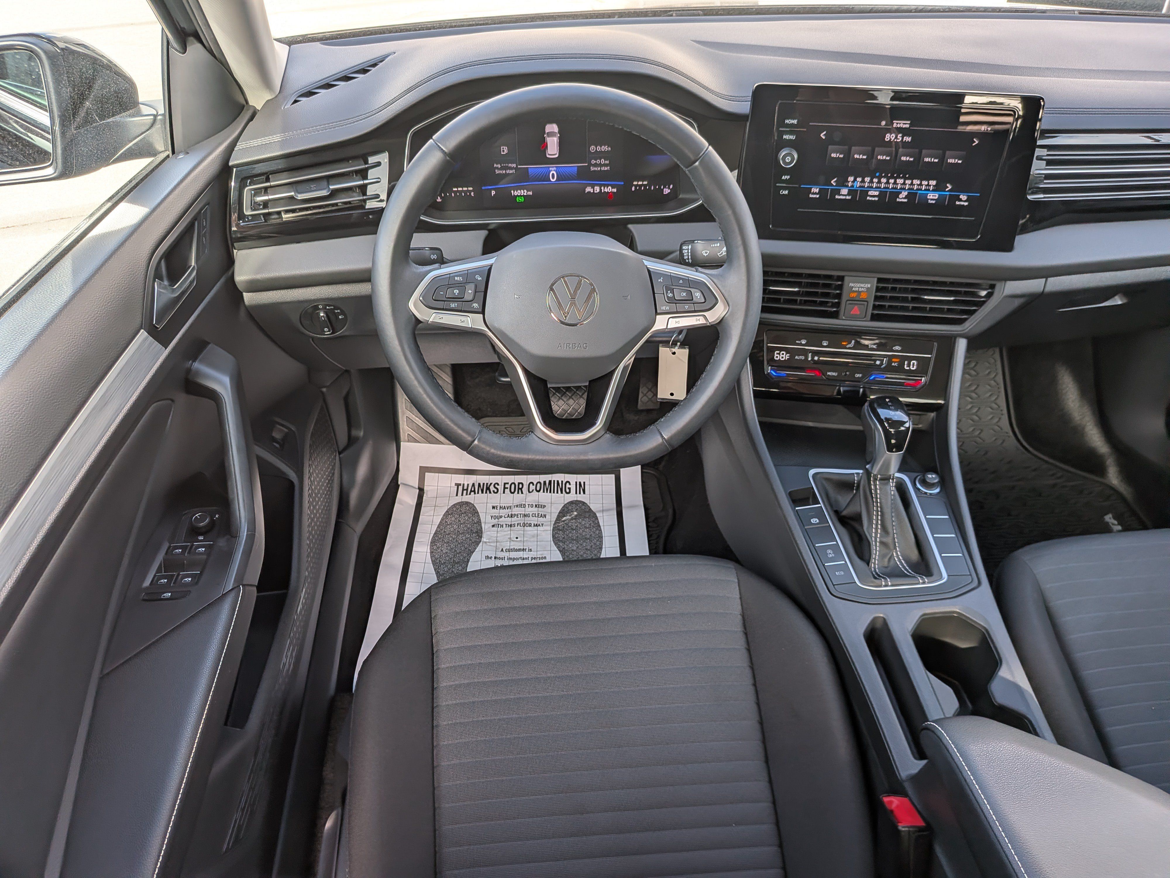 Certified 2025 Volkswagen Jetta S FWD image 14