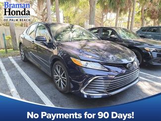 Used 2022 Toyota Camry XLE video 1