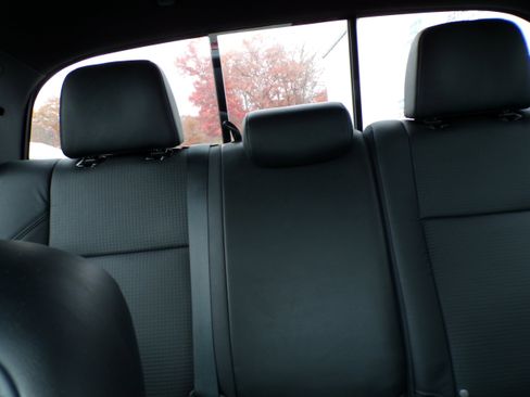 Used 2023 Toyota Tacoma TRD Sport image 27