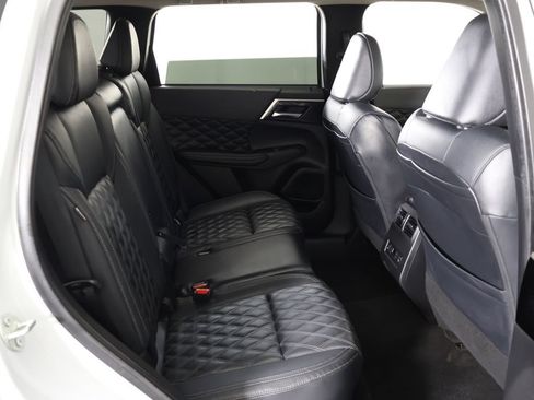 Used 2022 Mitsubishi Outlander SEL FWD image 38