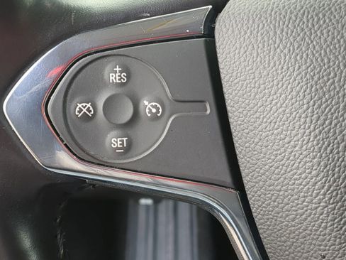 Used 2019 Chevrolet Traverse LT image 29