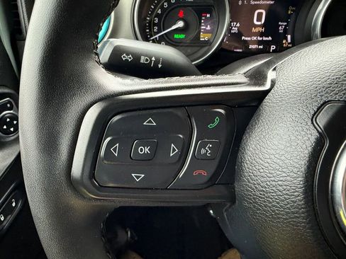 Used 2023 Jeep Wrangler Unlimited w/ Sun & Screen Package AWD/4WD image 14
