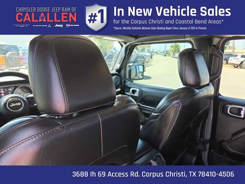 Used 2023 Jeep Gladiator Sport AWD/4WD image 20