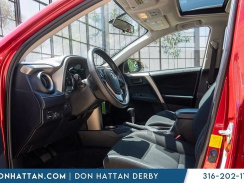 Used 2013 Toyota RAV4 XLE AWD/4WD image 3