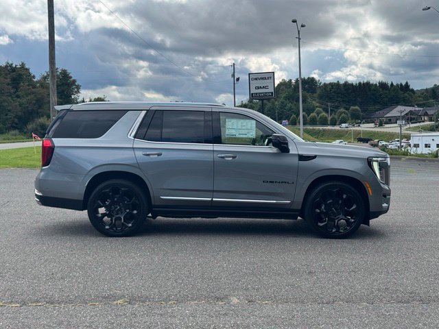 New 2026 GMC Yukon Denali w/ Denali Reserve Package AWD/4WD image 8