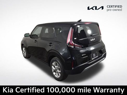Certified 2025 Kia Soul LX w/ LX Technology Package FWD image 8
