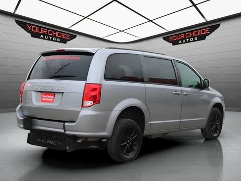 Used 2019 Dodge Grand Caravan GT image 6