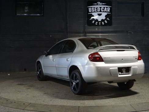 Used 2005 Dodge Neon SXT w/ Sport Appearance Group image 3