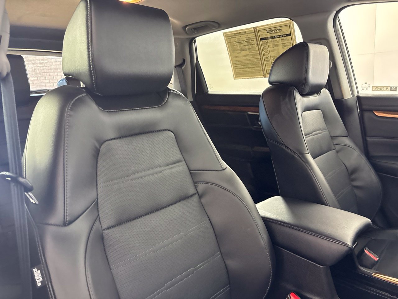 Used 2020 Honda CR-V Touring image 30
