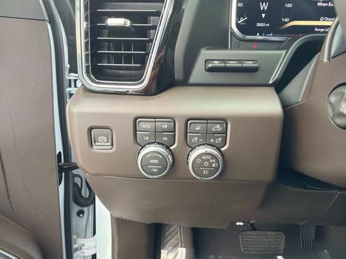 New 2026 GMC Sierra 1500 Denali AWD/4WD image 30