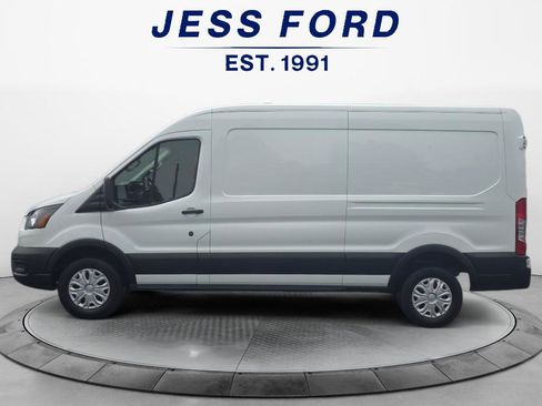 Certified 2023 Ford E-Transit EV image 3