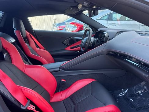 Used 2023 Chevrolet Corvette Stingray Preferred Conv w/ Z51 Performance Package RWD image 15