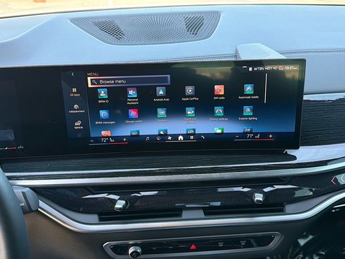 Used 2024 BMW X5 sDrive40i w/ M Sport Package image 28