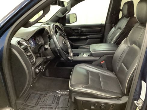 Used 2022 RAM 1500 Limited w/ Body-Colour Bumper Group image 16