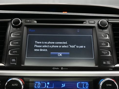 Used 2015 Toyota Highlander Limited Platinum AWD/4WD image 35