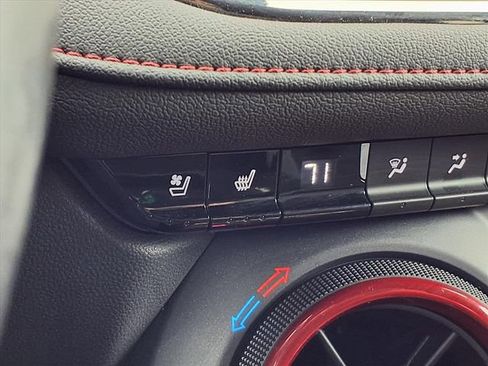 Used 2023 Chevrolet Blazer RS w/ Driver Confidence II Package image 5