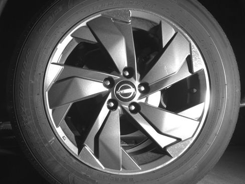 Used 2025 Nissan Rogue SV image 14