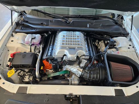 Used 2022 Dodge Challenger SRT Hellcat w/ Plus Package image 13