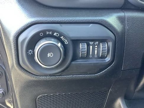 Certified 2022 Jeep Wrangler Unlimited Sport AWD/4WD image 22