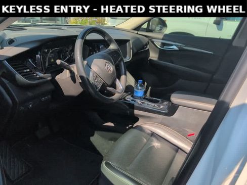 Used 2021 Buick Envision Essence w/ Technology Package I FWD image 8