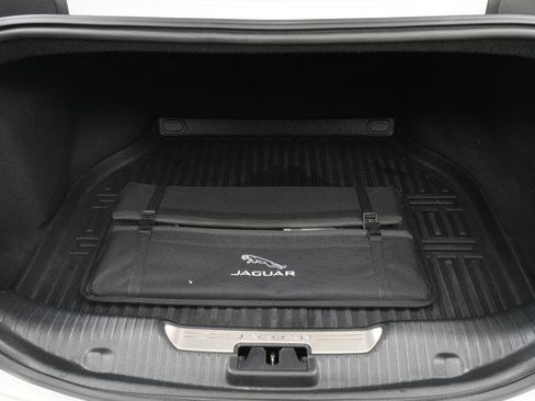 Used 2016 Jaguar XJ L Portfolio image 52