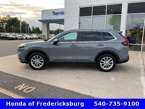 Used 2024 Honda CR-V EX-L image 3