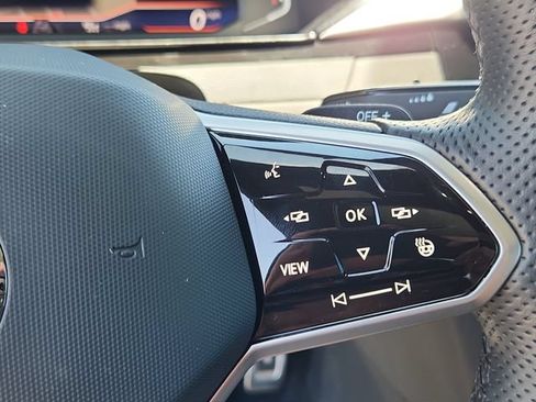 Certified 2023 Volkswagen Arteon SEL AWD/4WD image 17