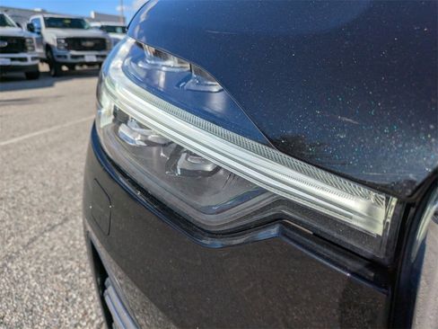 Certified 2022 Volvo XC60 B5 Inscription w/ Advanced Package image 10