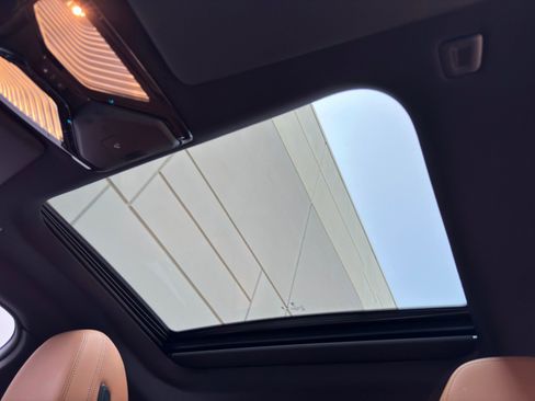 Used 2024 BMW i4 eDrive35 w/ M Sport Package image 12