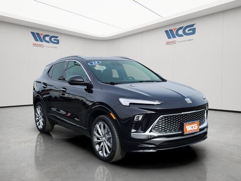Used 2024 Buick Encore GX Avenir w/ Avenir Technology Package image 2