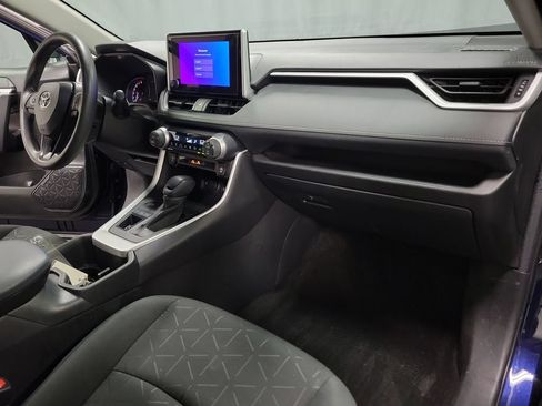 Used 2024 Toyota RAV4 XLE w/ Convenience Package AWD/4WD image 33