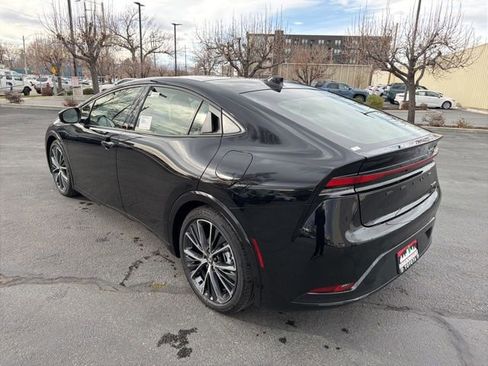 New 2026 Toyota Prius XLE image 3