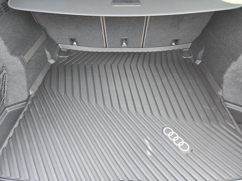 New 2025 Audi Q5 Prestige image 37