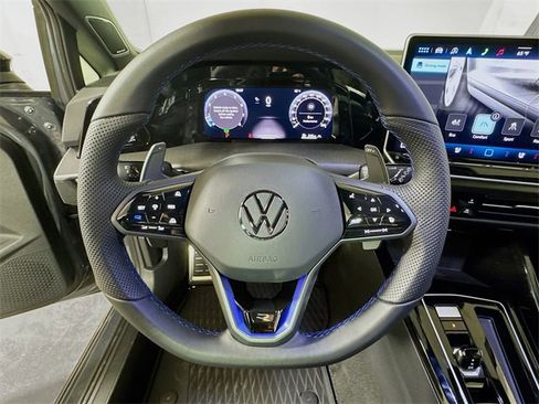 New 2026 Volkswagen Golf 2.0T image 6