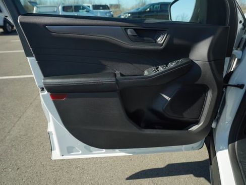 Used 2023 Ford Escape Active image 14