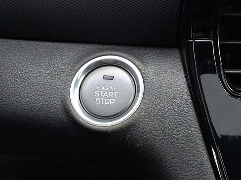 Used 2020 Hyundai Ioniq Limited image 27