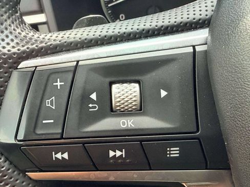 Used 2024 Mitsubishi Outlander SE AWD/4WD image 24